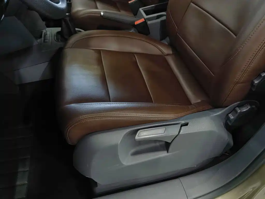 Volkswagen Touran — миниатюра 20