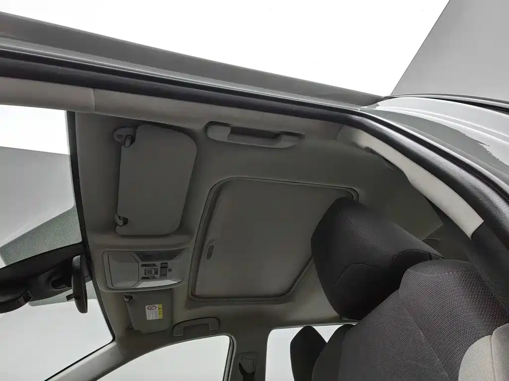 Toyota RAV4 — миниатюра 14