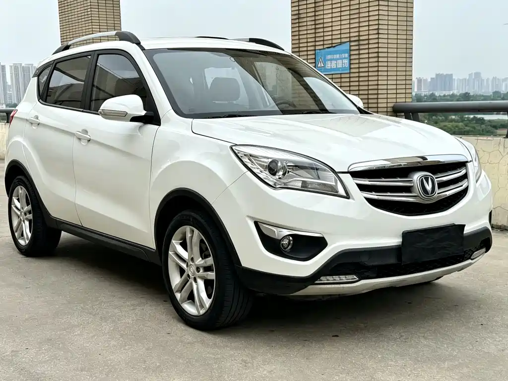 Changan CS35 2016 1.6L MT Luxury V
