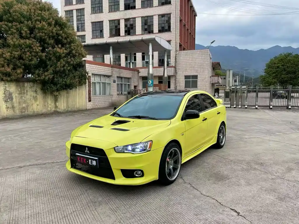 Mitsubishi Lancer EX — миниатюра 3