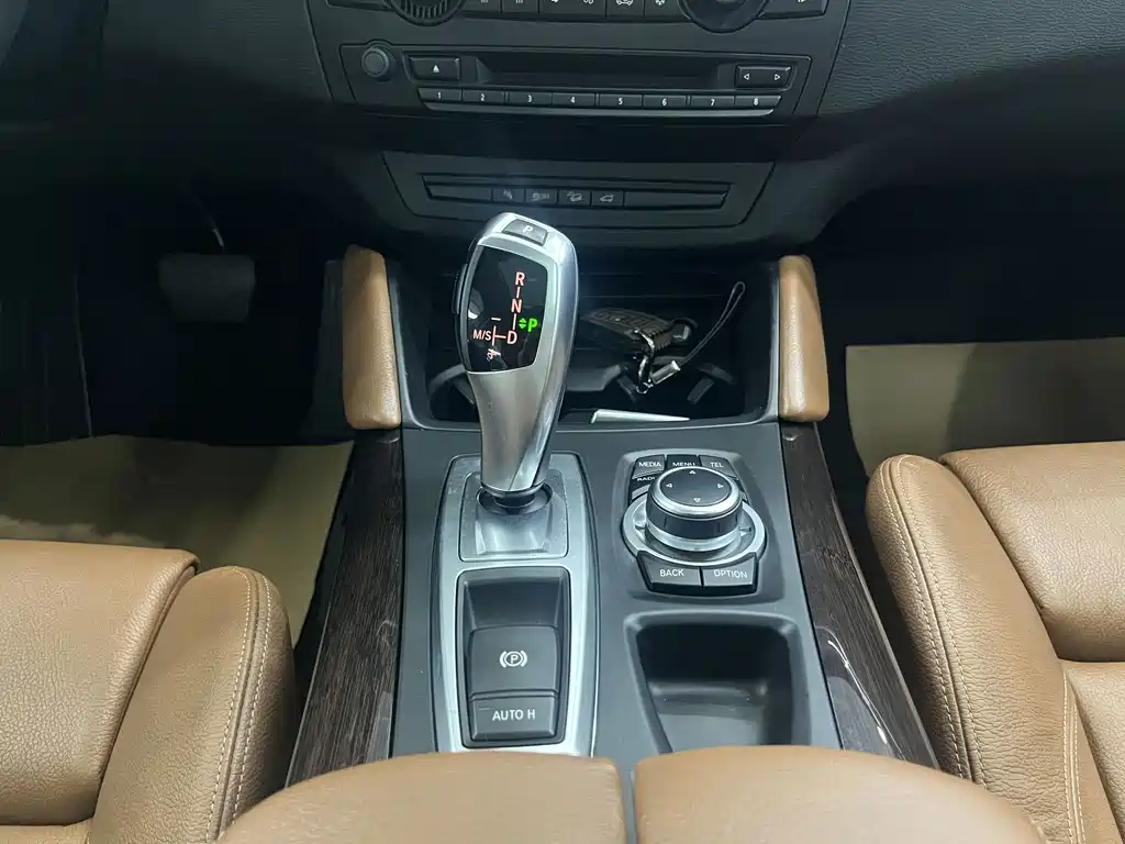 BMW X6 — миниатюра 14