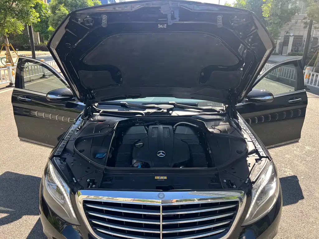 MERCEDES-BENZ S CLASS