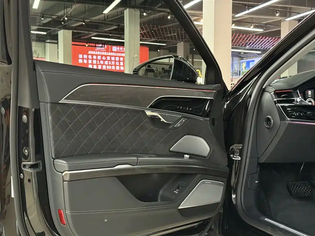 Audi A8 2022 A8L Horch