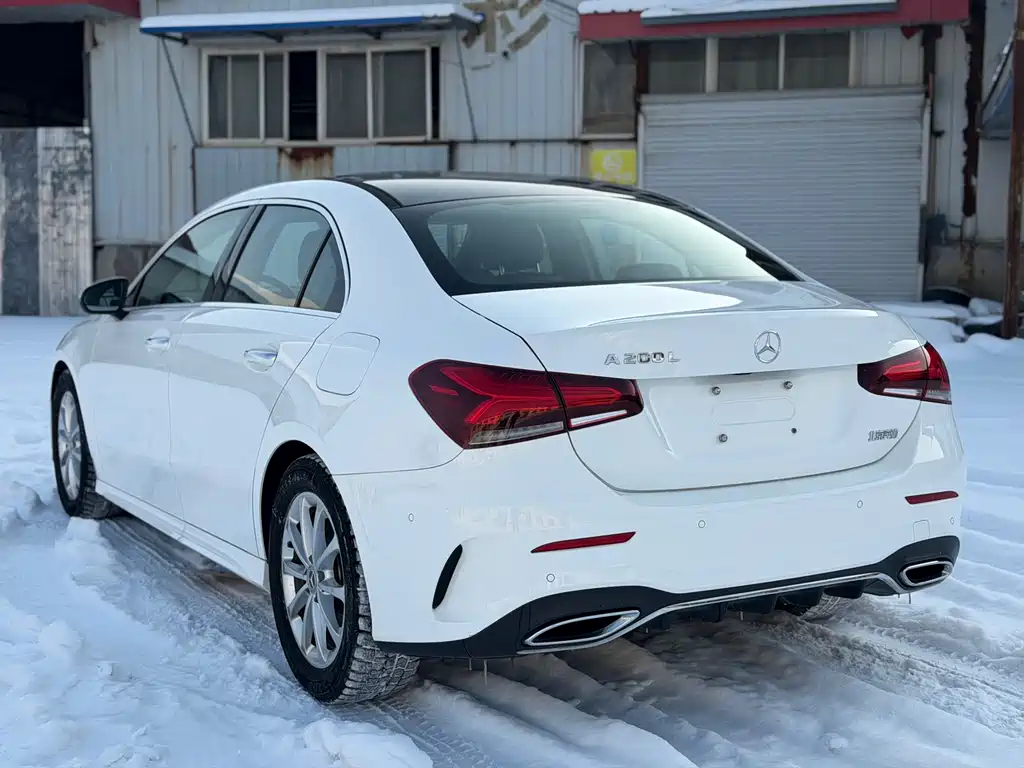 MERCEDES-BENZ A CLASS