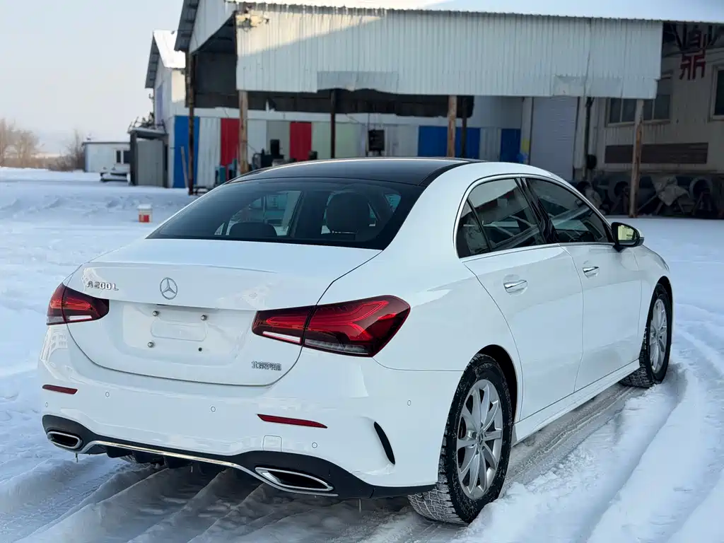 MERCEDES-BENZ A CLASS