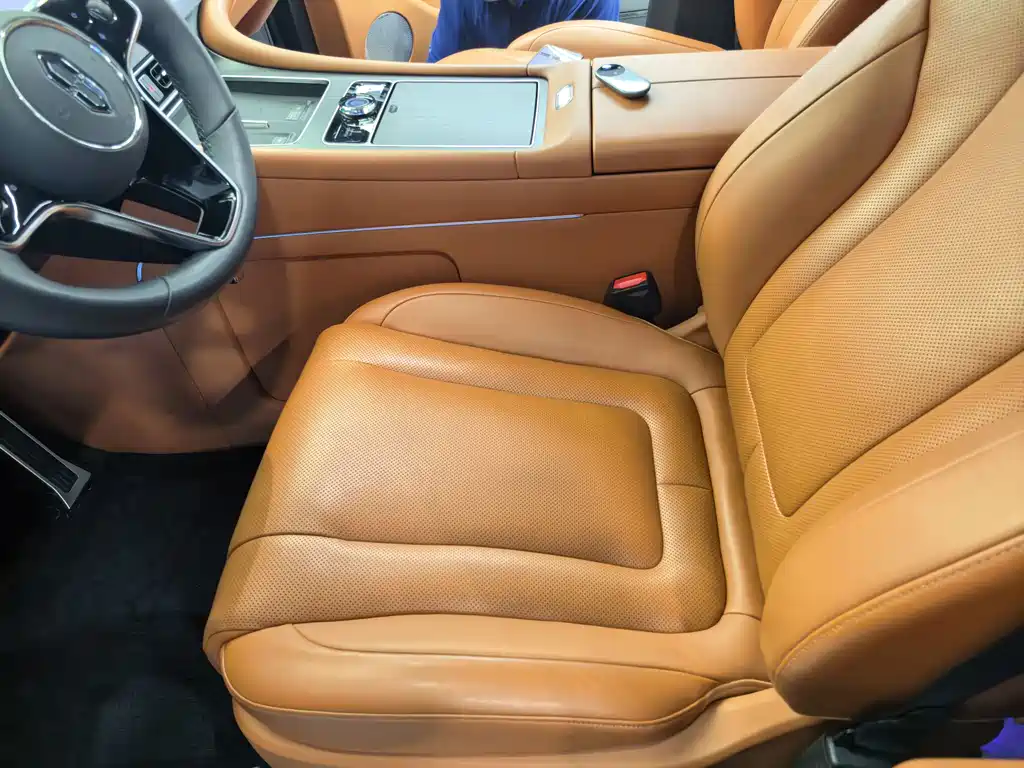 Aito M9 2024 Ultra 42kWh 6 мест