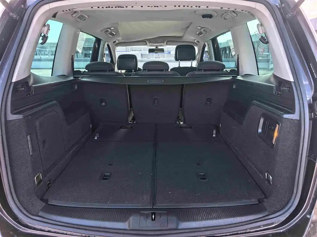 Volkswagen Sharan — миниатюра 8