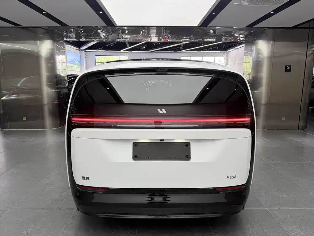 Li Auto Li MEGA — миниатюра 14