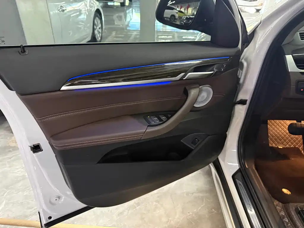 BMW X1 — миниатюра 9
