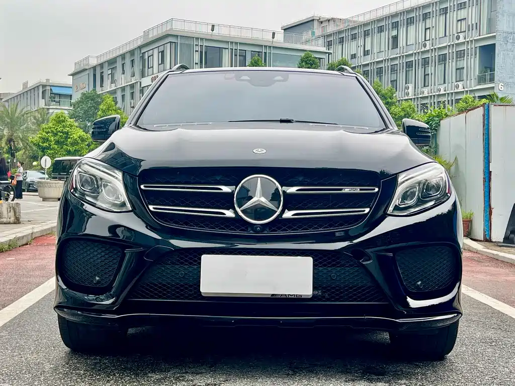 Mercedes-Benz GLE AMG — миниатюра 2