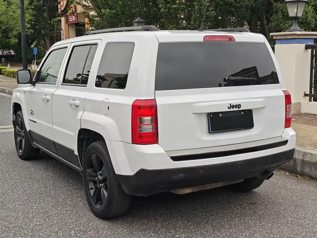 Jeep Patriot — миниатюра 6