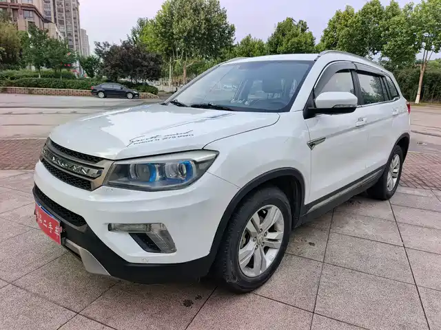 2016 Changan CS75