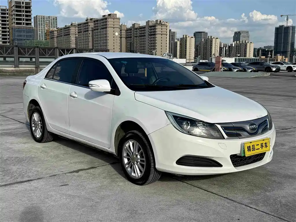BYD e5 — миниатюра 3