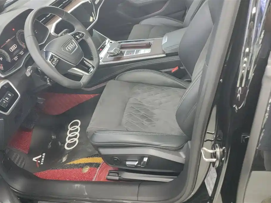 Audi A6L 2023 55 TFSI quattro Flagship