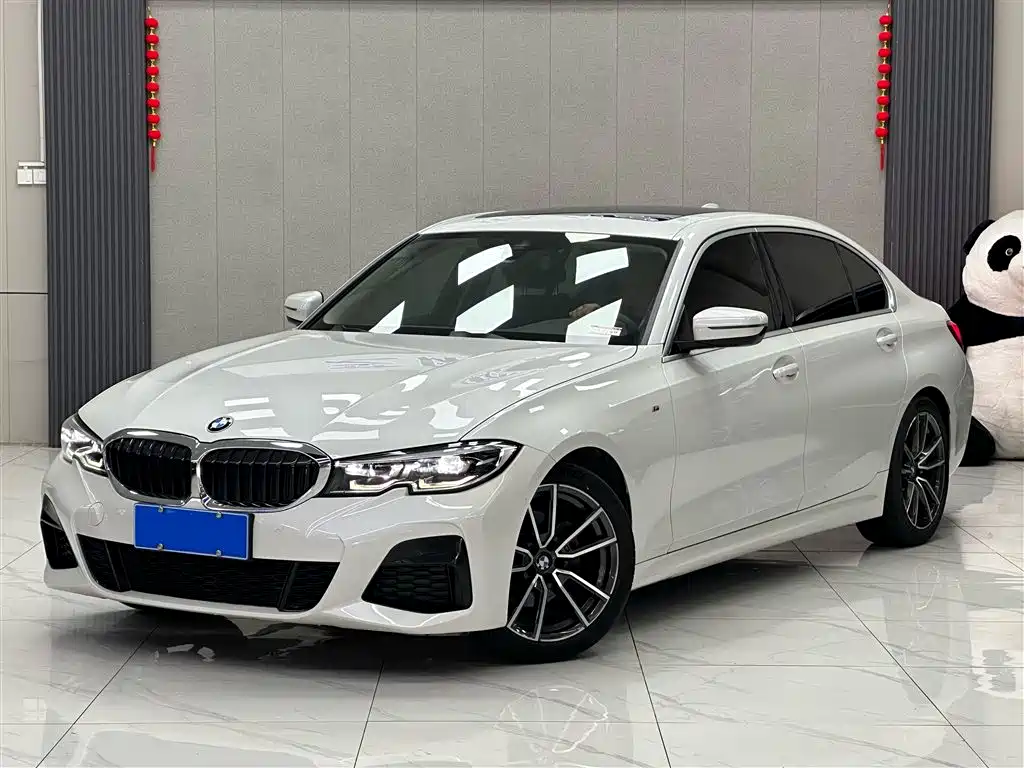 BMW 3 Series 2021