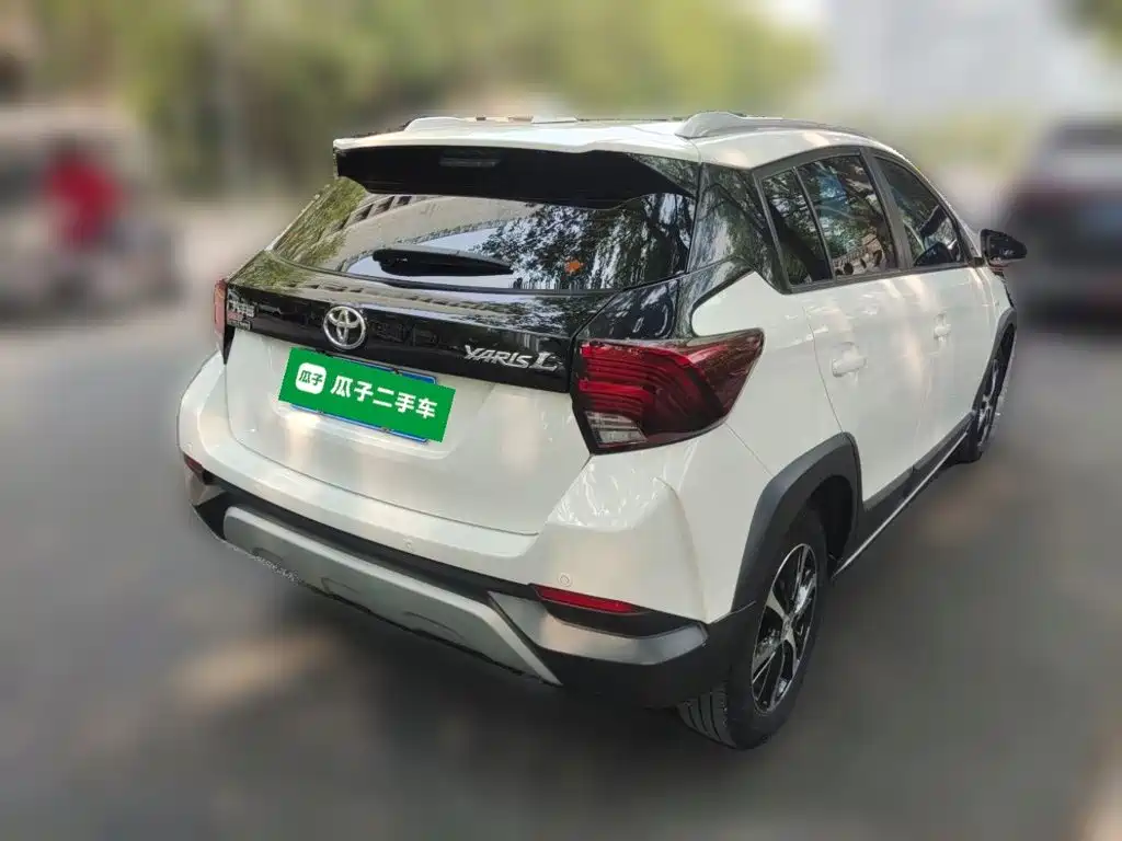 Toyota Yaris L — миниатюра 4