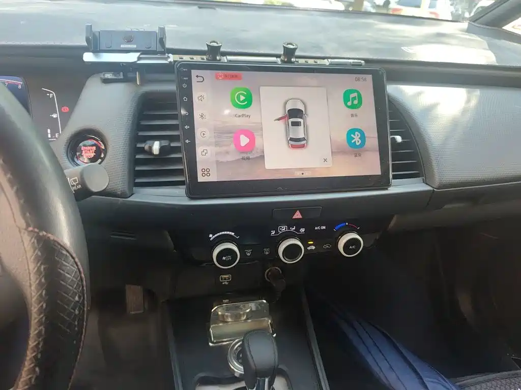 Honda Fit — миниатюра 9