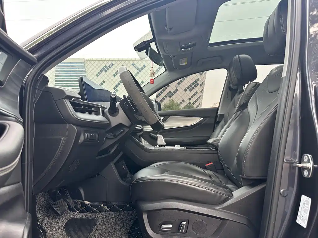 Chery 8 PLUS 2021 290TGDI DCT