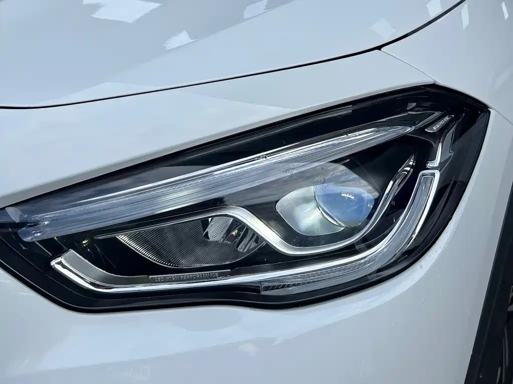 Mercedes-Benz GLA — миниатюра 11