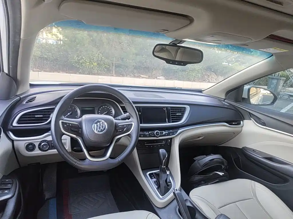 Buick Excelle — миниатюра 10