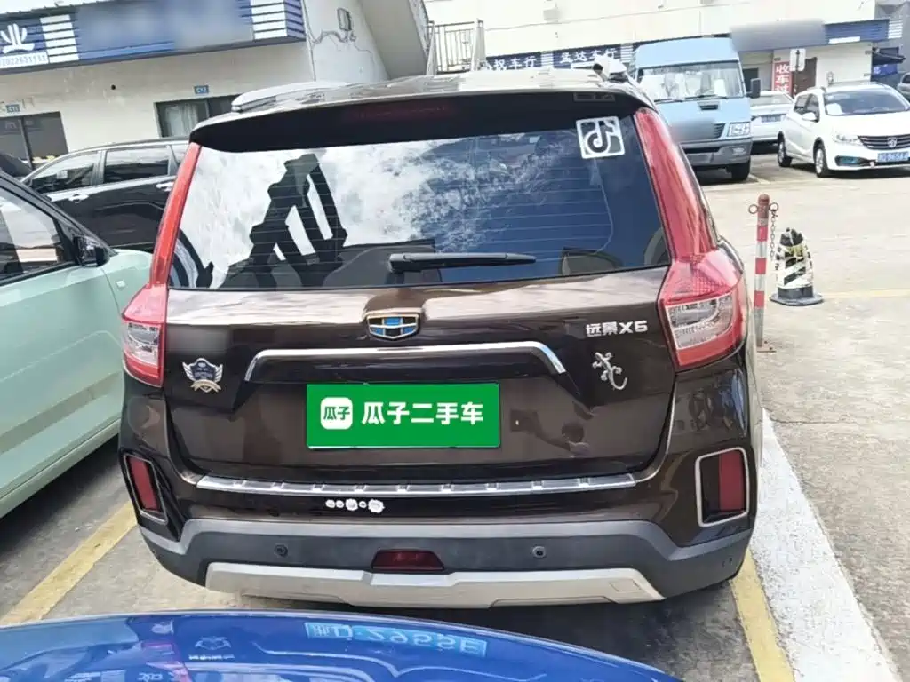 Geely Vision X6 — миниатюра 6