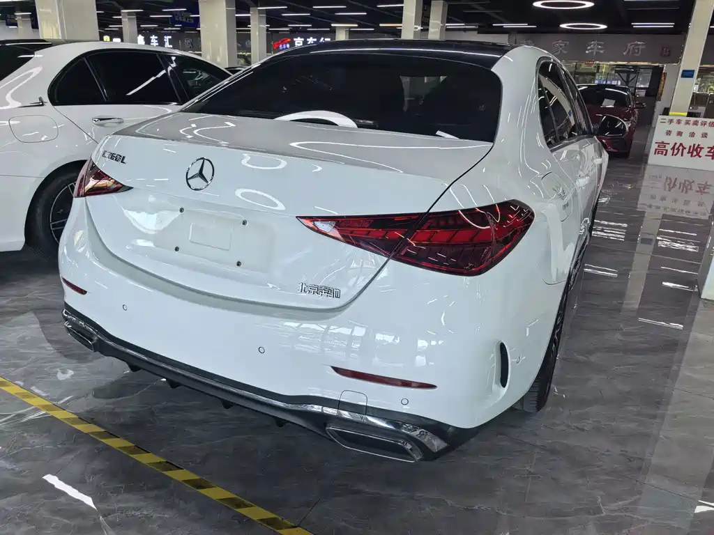 Mercedes-Benz C-Class — миниатюра 7
