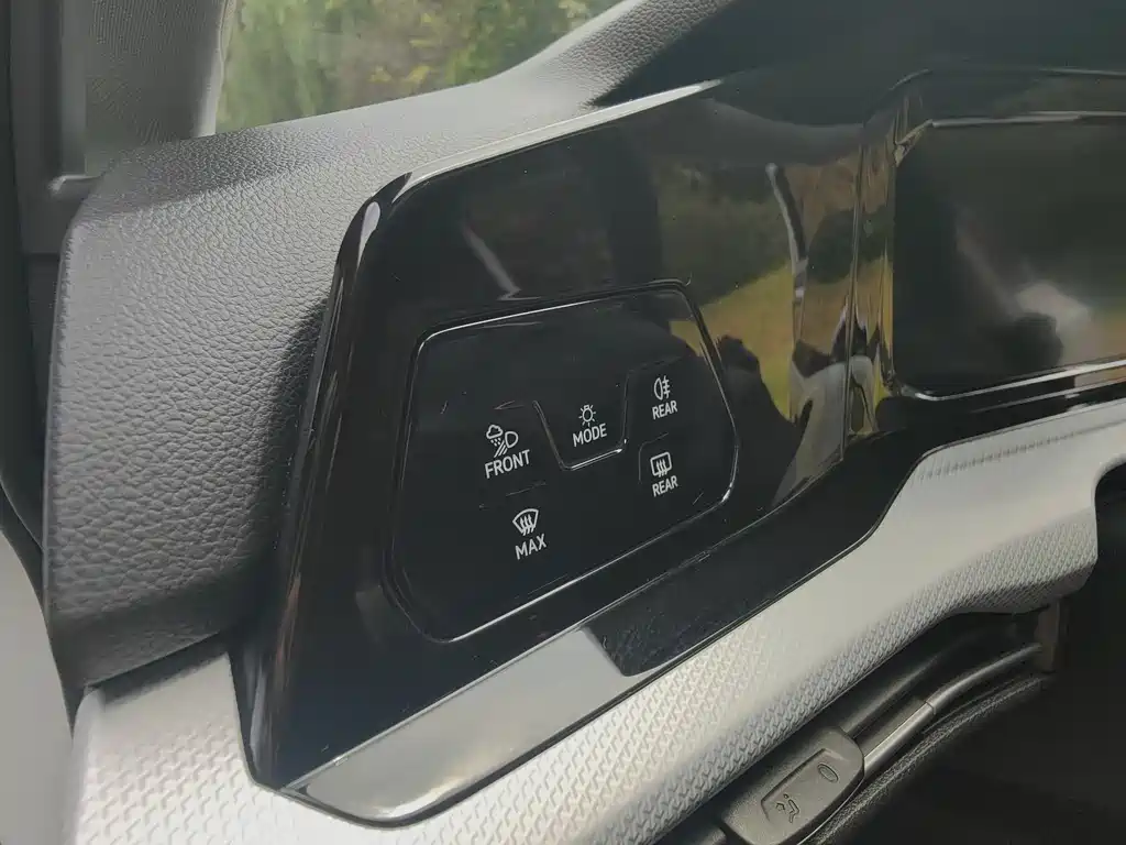 Volkswagen Golf 2023 280TSI DSG Pro