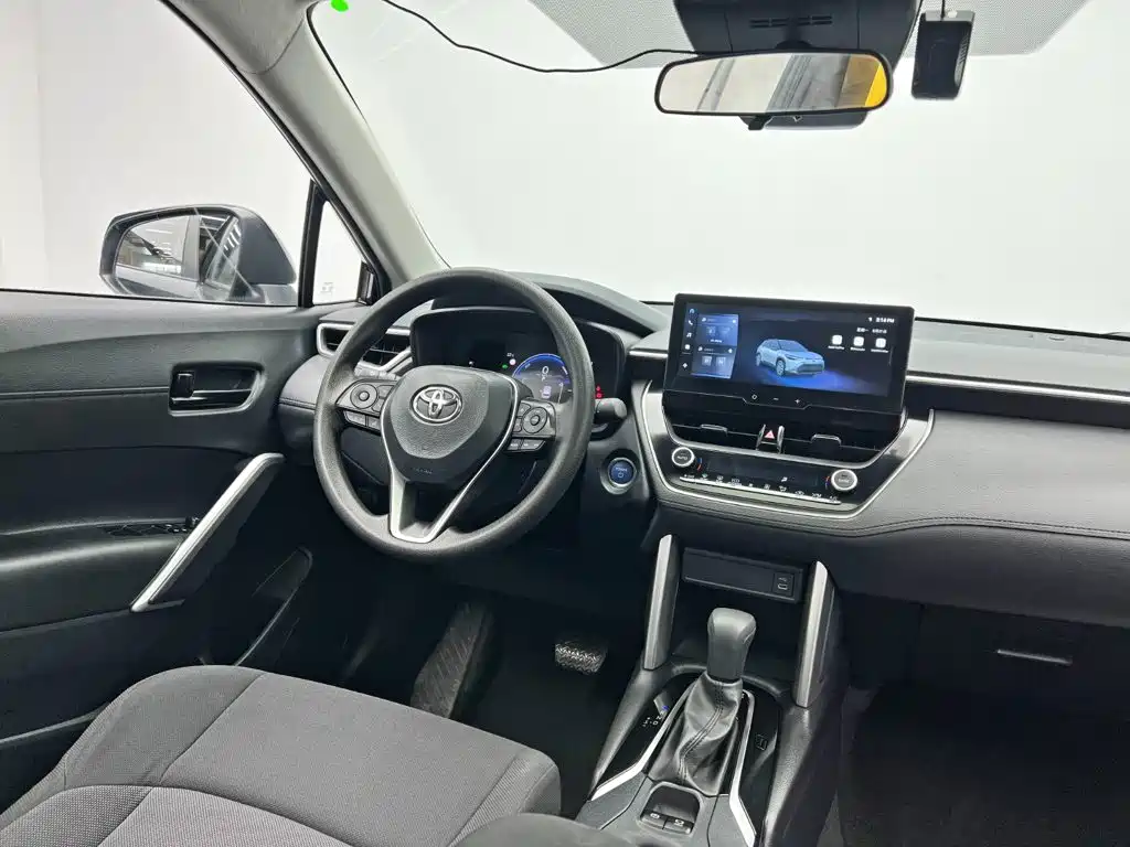 Toyota Frontlander — миниатюра 22