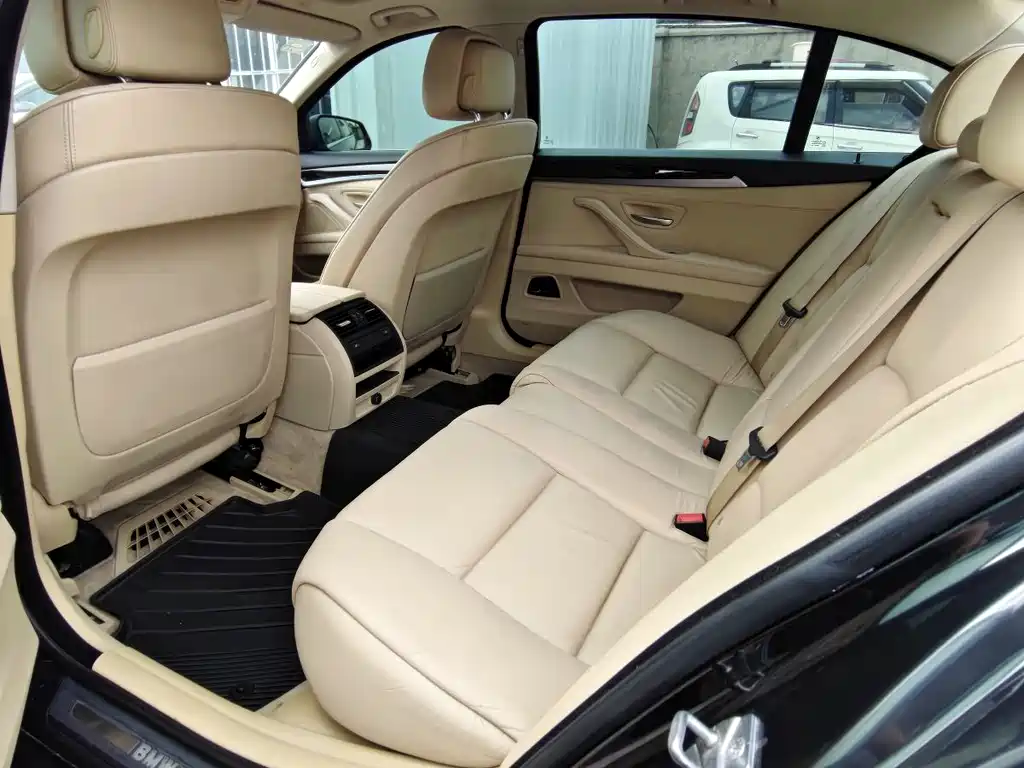 BMW 5 Series 5 2011 523Li Luxury