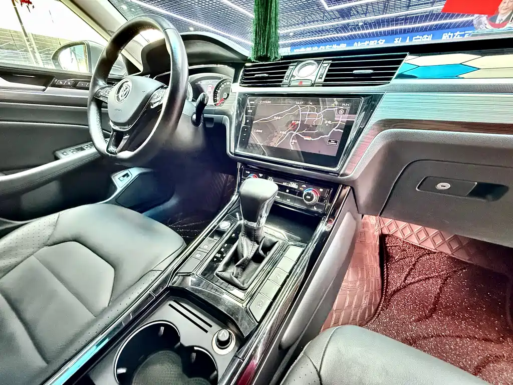 Volkswagen Phideon — миниатюра 13