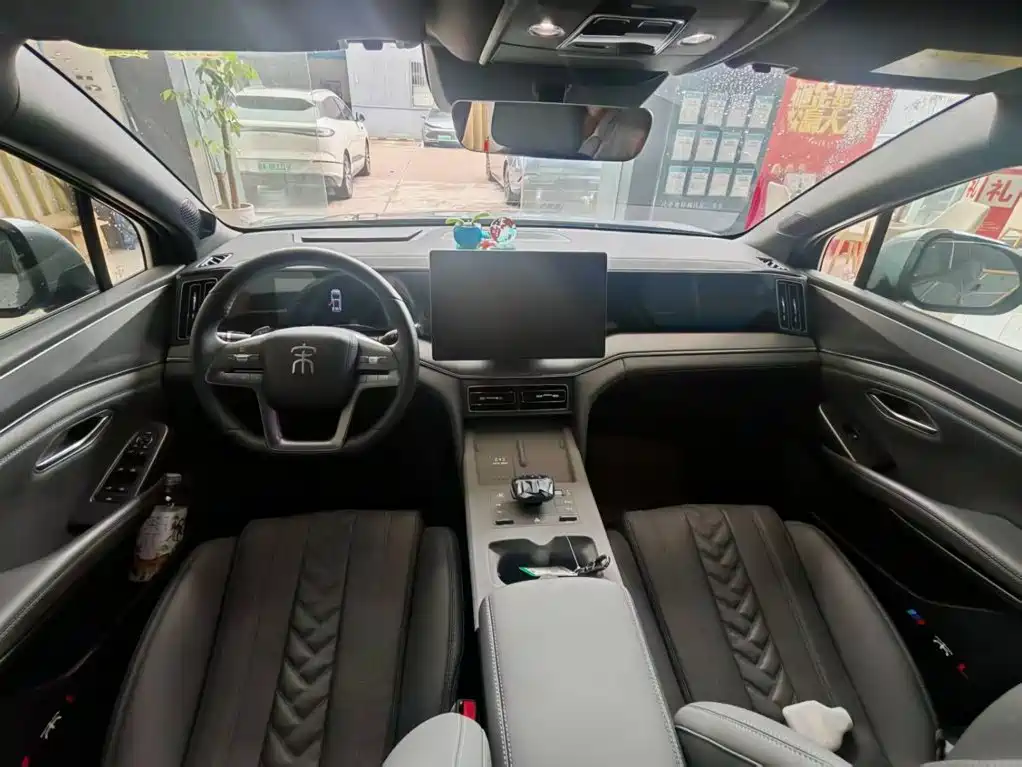 BYD L DM-i — миниатюра 14