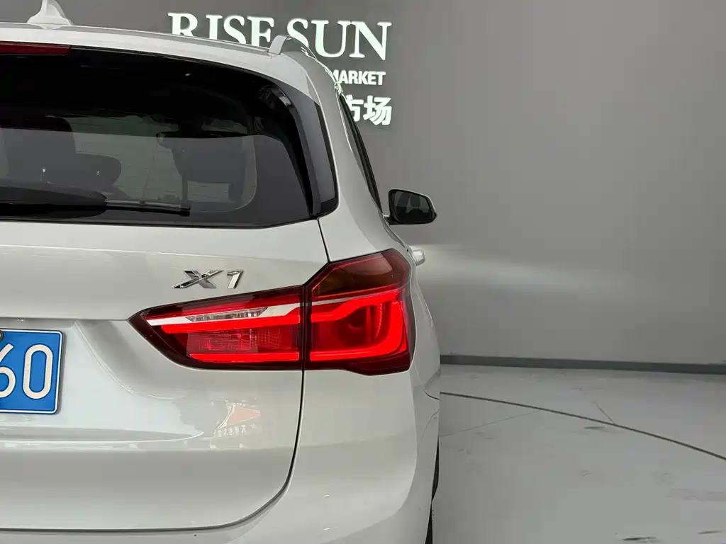 BMW X1 — миниатюра 5