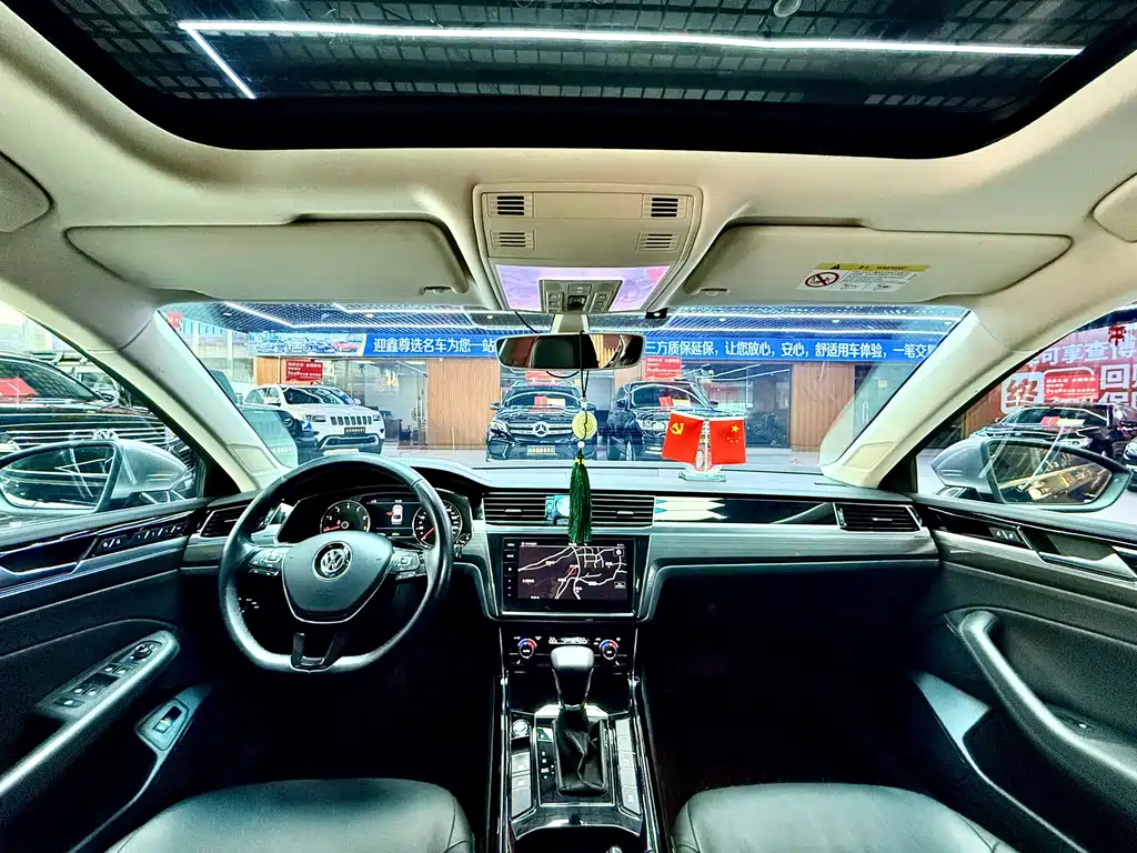 Volkswagen Phideon — миниатюра 11