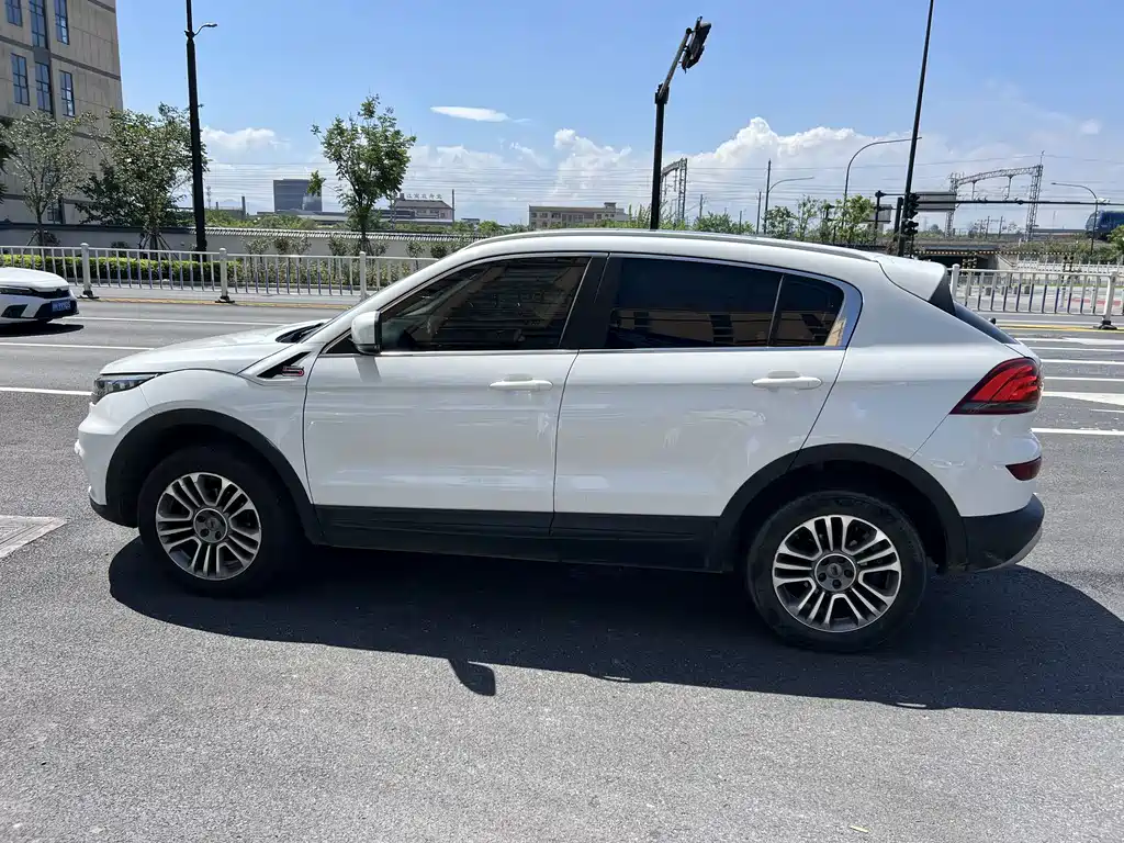 Qoros Qoros 5 — миниатюра 3