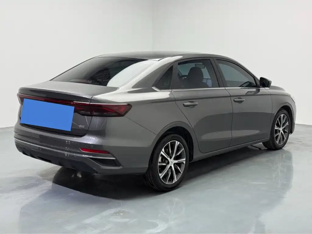 Geely Emgrand 2023 4 Champion 1.5L CVT Luxury