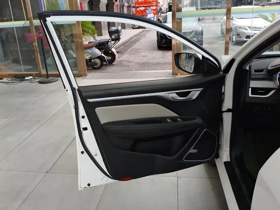 Geely Vision — миниатюра 7