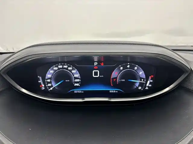 Peugeot 5008 — миниатюра 4