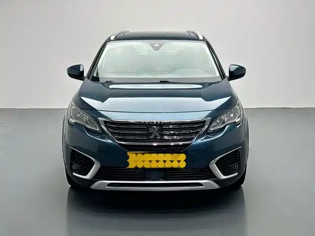 Peugeot 5008 — миниатюра 2