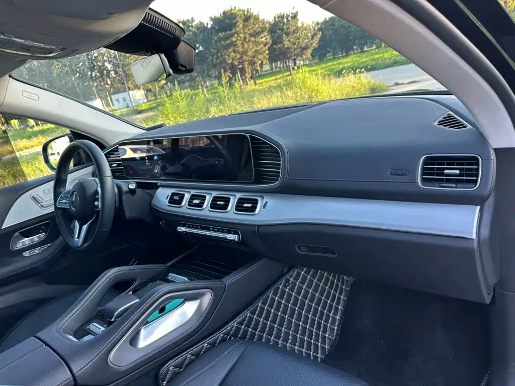 Mercedes-Benz GLE Coupe — миниатюра 16