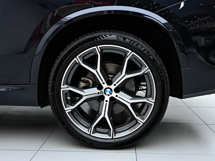 BMW X5 — миниатюра 38