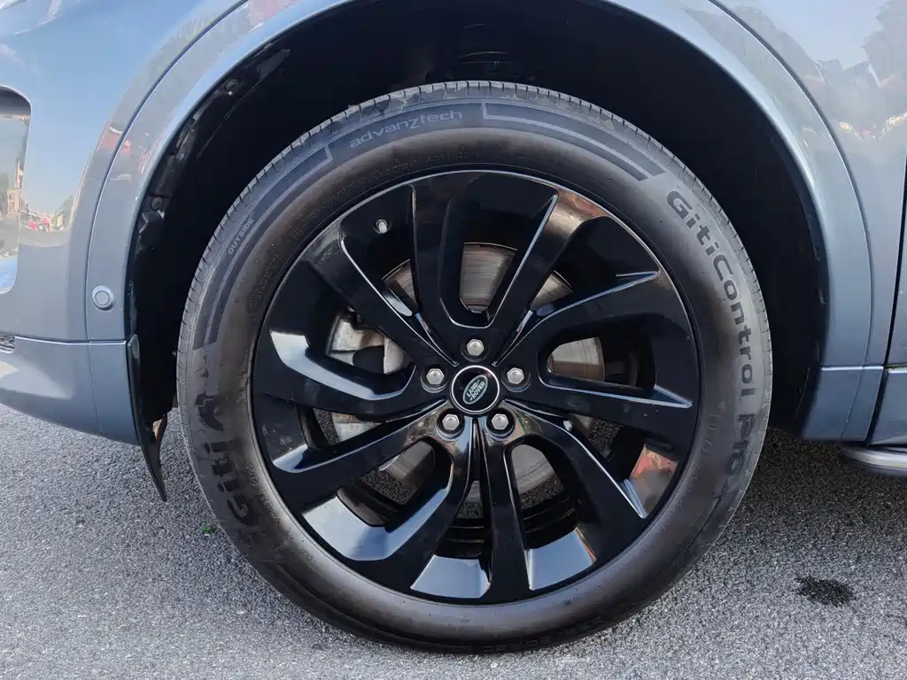Land Rover Discovery Sport — миниатюра 13