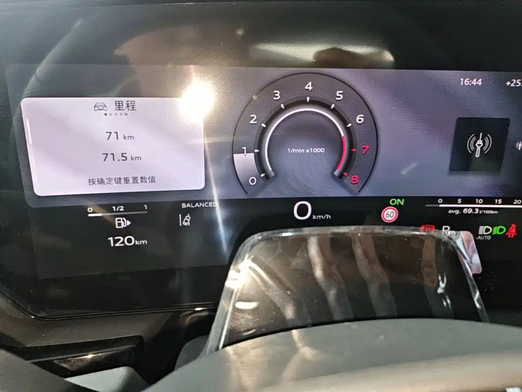 Audi A5L — миниатюра 12
