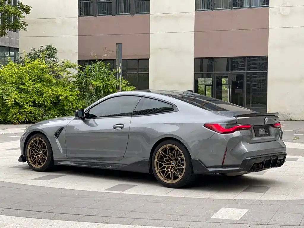 BMW M4 2022 M4