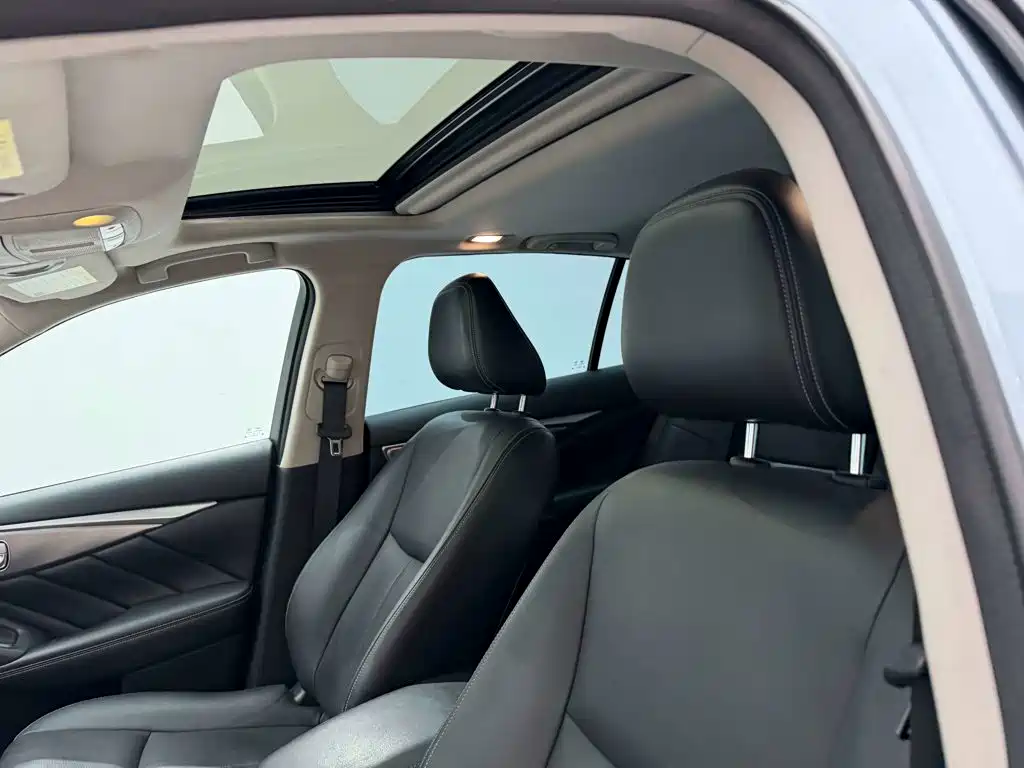 Infiniti Q50L — миниатюра 20