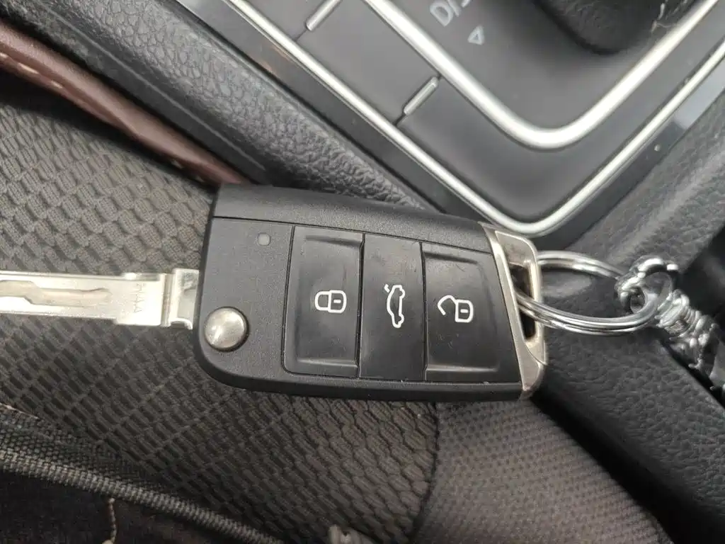 Volkswagen Golf — миниатюра 9