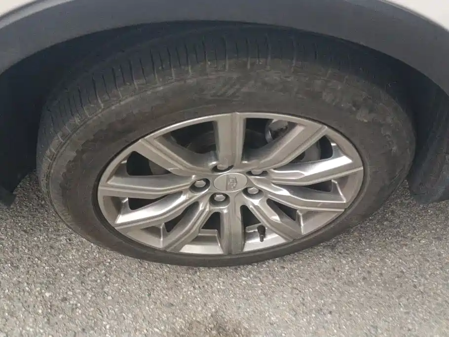Cadillac XT4 — миниатюра 6
