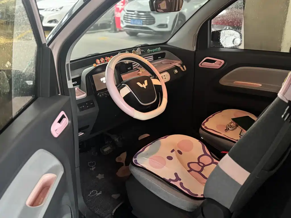 Wuling MINIEV — миниатюра 3