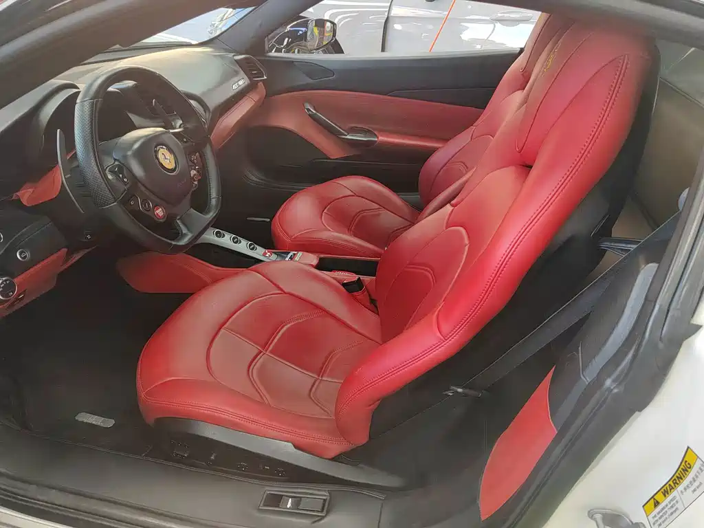 Ferrari 488 — миниатюра 4