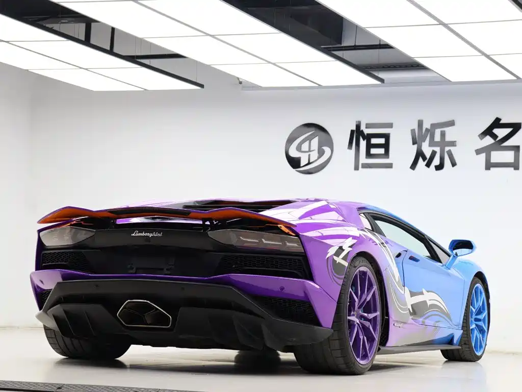 Lamborghini Aventador — миниатюра 20