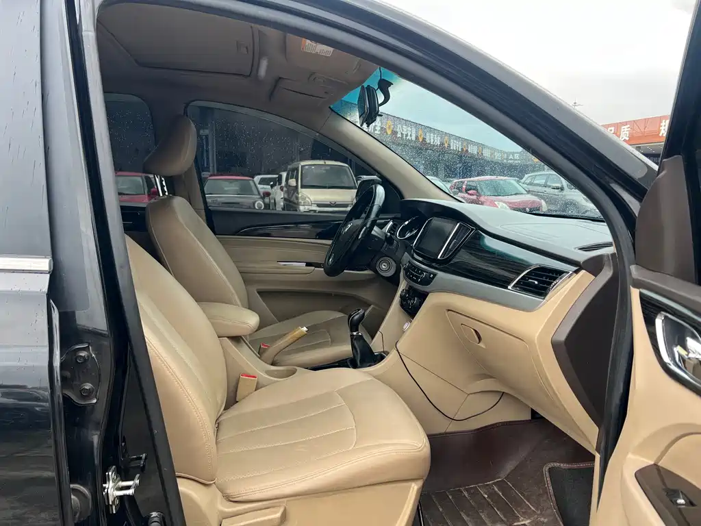 Baojun 730 — миниатюра 9